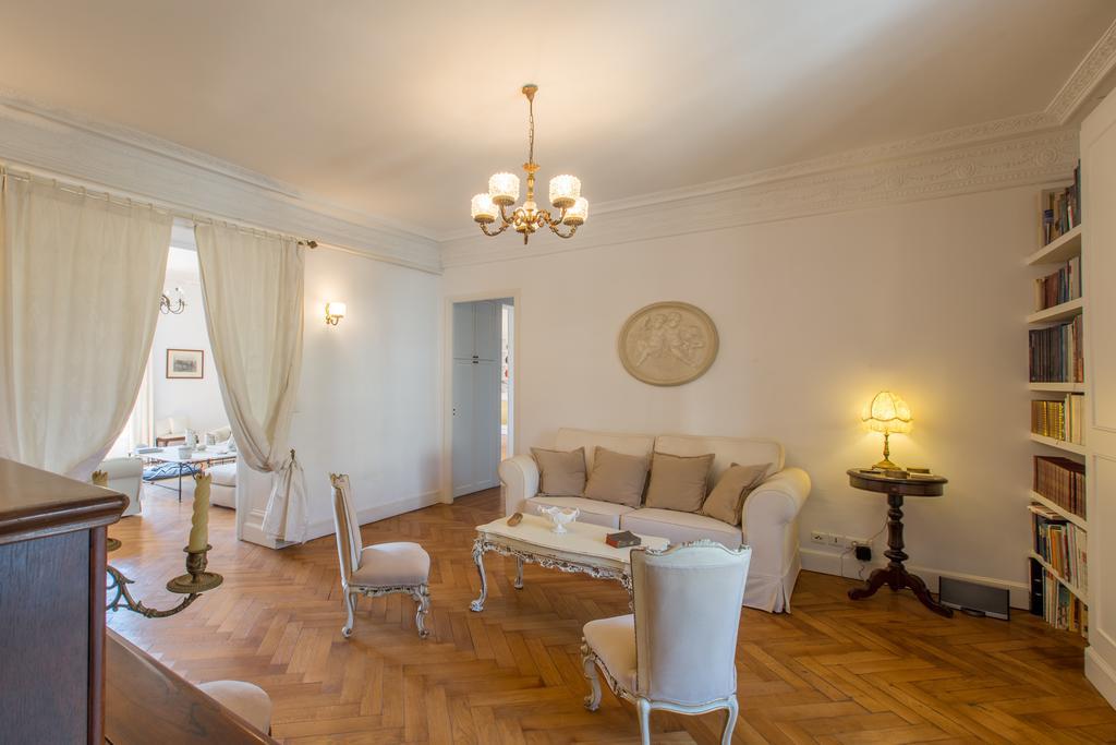 ניס Villa Lotus Penthouse By Ivillamia Com מראה חיצוני תמונה