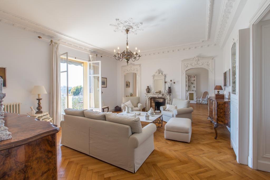 ניס Villa Lotus Penthouse By Ivillamia Com מראה חיצוני תמונה